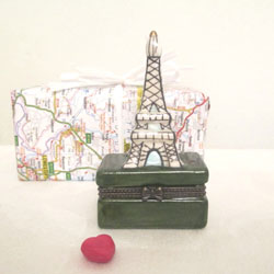 Eiffel Tower Porcelain Box