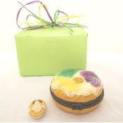 Porcelain King Cake Box